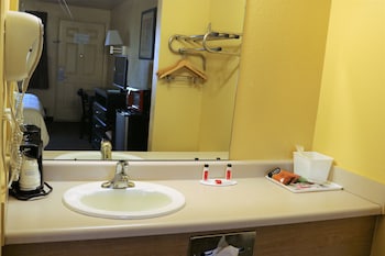 Standard Room, 2 Queen Beds