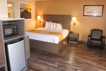 Studio Suite, 1 King Bed, Non Smoking