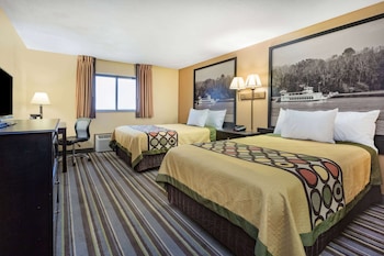 Suite, Multiple Beds, Non Smoking