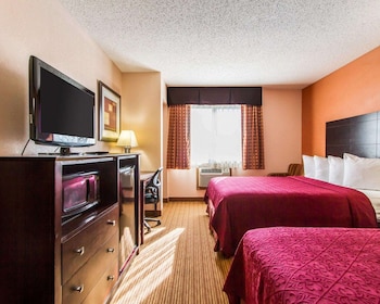 Standard Room, 2 Queen Beds, Non Smoking