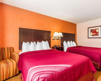 Standard Room, 2 Queen Beds, Non Smoking