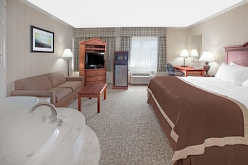 Suite, 1 King Bed, Non Smoking, Jetted Tub