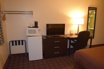 Standard Room, 1 Queen Bed (2nd or 3rd Floor)