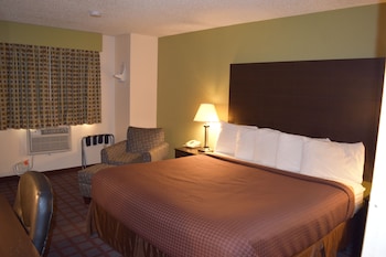 Standard Room, 1 King Bed