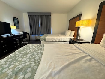 Room, 2 Double Beds, Non Smoking (Mobility/Hearing Impaired Accessible)