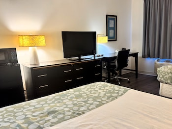 Room, 2 Double Beds, Non Smoking (Mobility/Hearing Impaired Accessible)
