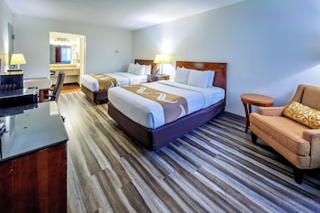 Suite, 2 Queen Beds, Non Smoking