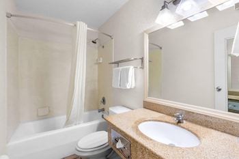 Suite, Multiple Beds, Non Smoking