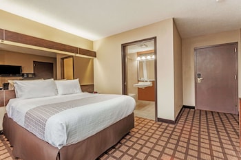 Standard Room, 1 Queen Bed, Accessible