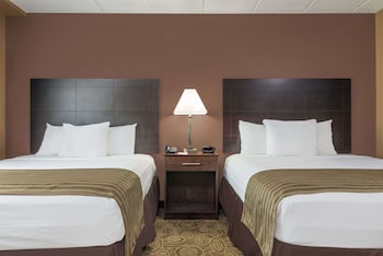 Room, 2 Queen Beds, Non Smoking