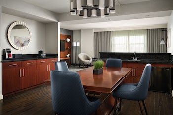 1 Bedroom Presidential Suite 1 King, Separate Living Room Sofa Bed