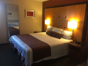 Deluxe Room, 1 King Bed, Non Smoking