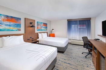 Deluxe Room, 2 Double Beds, Non Smoking