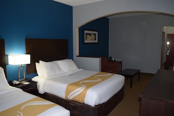 Suite, 2 Queen Bed with Sofabed, Non Smoking (2 Person Sofa Bed)