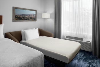 Room, Multiple Beds