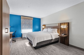 Standard Room, 1 King Bed (Extra Floor Space)