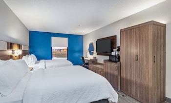 Standard Room, 2 Queen Beds (Extra Floor Space)