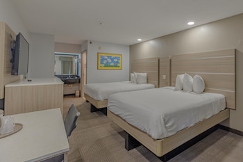 Room, 2 Queen Beds, Non Smoking