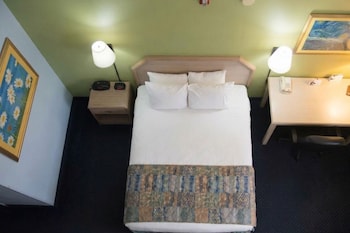 Room, 1 Queen Bed, Non Smoking