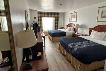 Studio Suite, 2 Queen Beds, Non Smoking