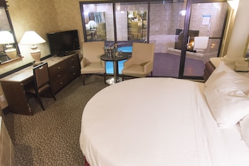 Diana's Oasis Suite