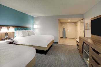 Two queen beds non smoking