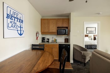 Suite, 1 King Bed with Sofa bed