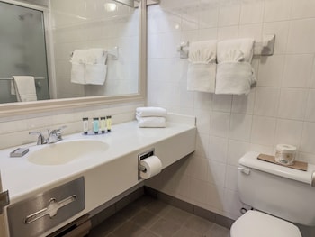 Superior Room, 1 King Bed, Jetted Tub