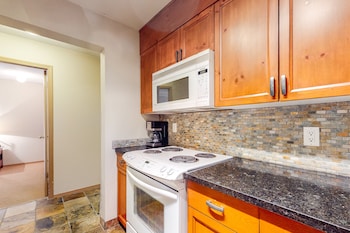 Condo, 1 Bedroom
