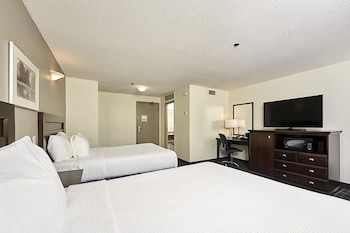 Standard Double Room, 2 Queen Beds