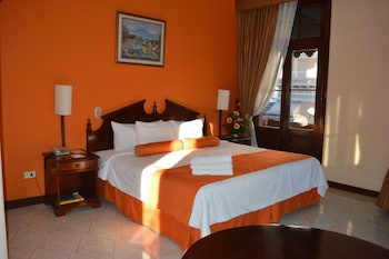 Suite, 1 King Bed