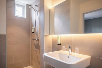 Triple Room, River View