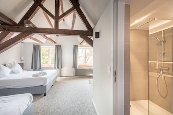 Triple Room, River View