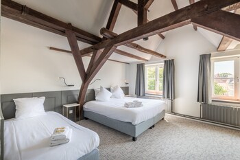 Triple Room, River View
