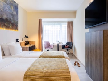 Superior Room, 1 Double Bed, City View