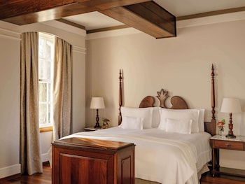 Suite, Tower
