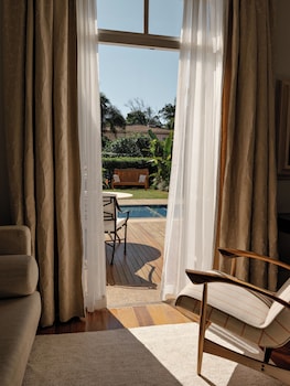 Junior Suite (Pool)