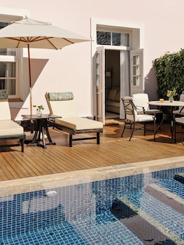 Junior Suite (Pool)