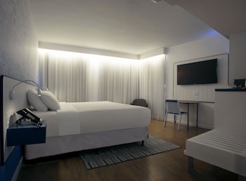 Superior Room, 1 Queen Bed