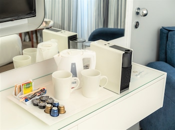 Premium Room, Partial Sea View