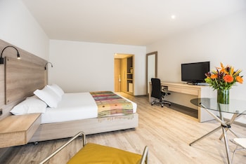Superior Room, 1 King Bed