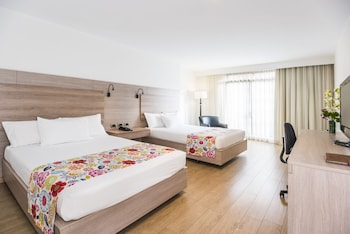 Superior Room, 2 Double Beds
