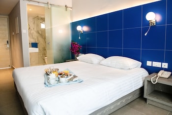 Twin Room, Sea View