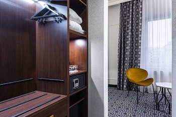 Executive Double or Twin Room (with king size bed)