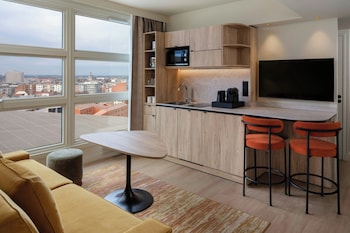 Apartment, 1 Bedroom, City View