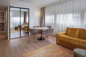 Deluxe Apartment, 1 Bedroom, City View