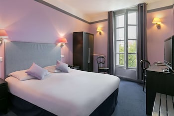 Comfort Room, 1 King Bed, Non Smoking, Garden View
