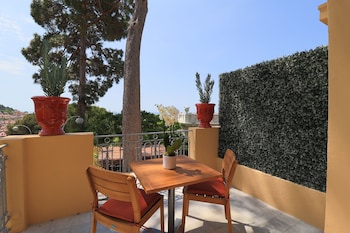 Deluxe Room, Garden View
