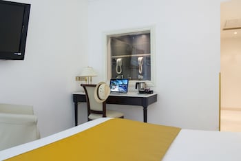 Privilege Room