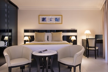 Privilege Room